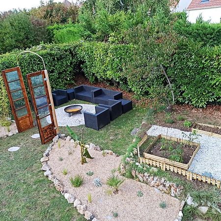 La Tanière aux Loups Villa Montévrain Esterno foto