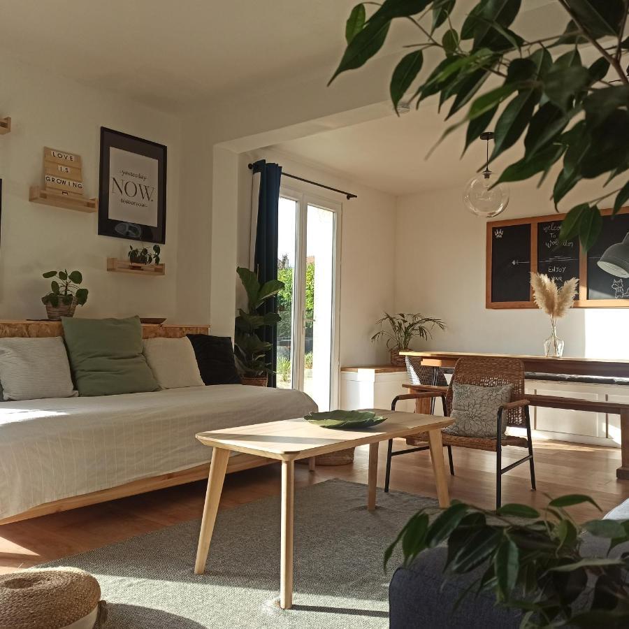 La Tanière aux Loups Villa Montévrain Esterno foto