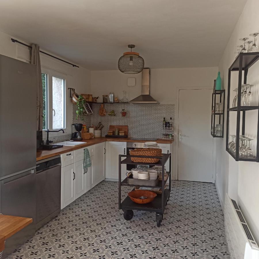 La Tanière aux Loups Villa Montévrain Esterno foto